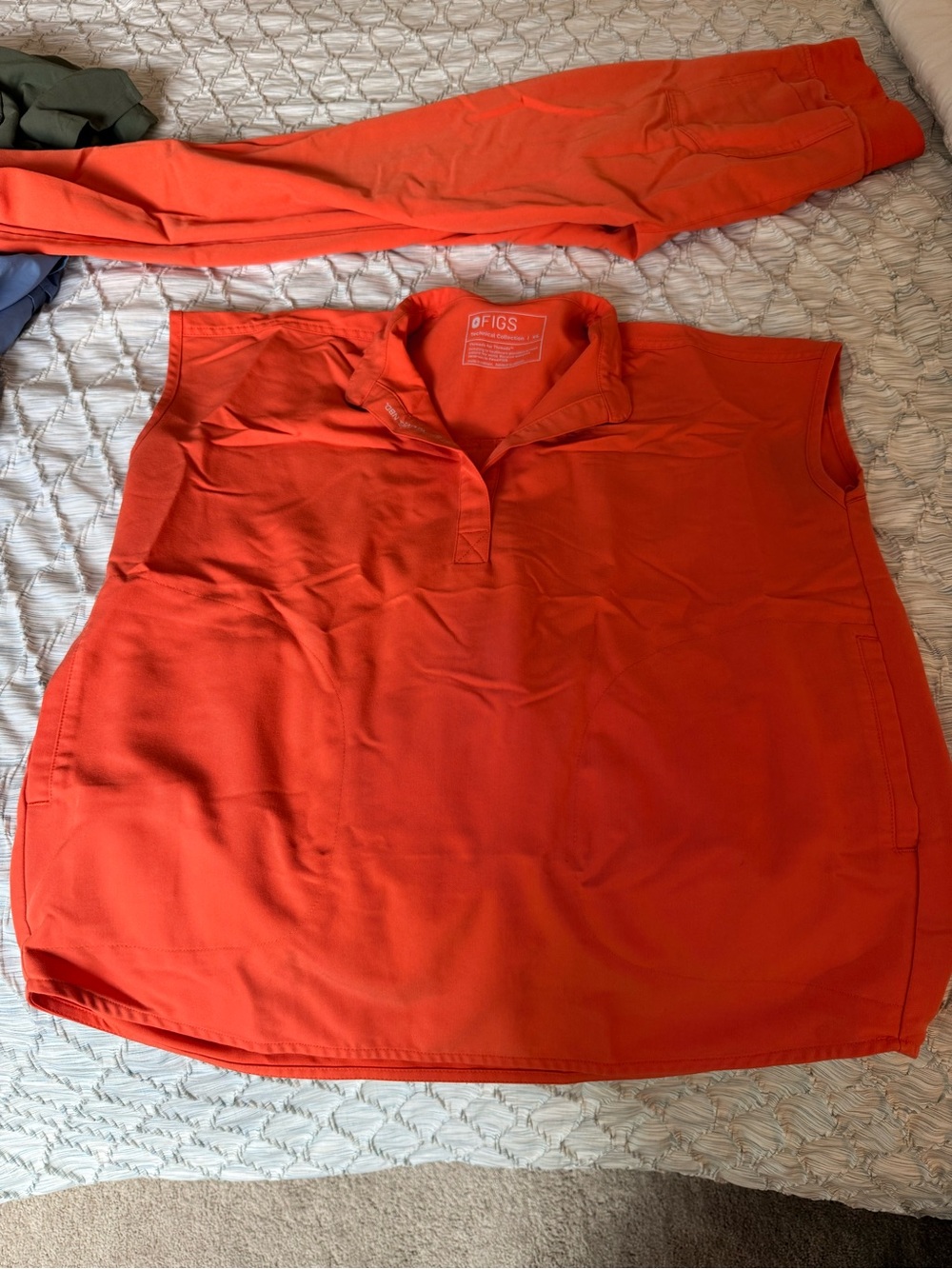 FIGS Sunset Orange Set